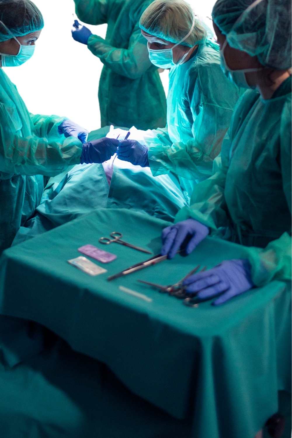 Traveling After Aesthetic Surgery: What You Need to Know